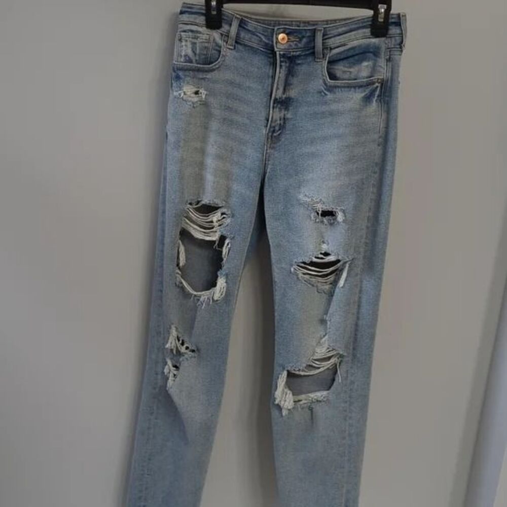 AE Ripped jeans